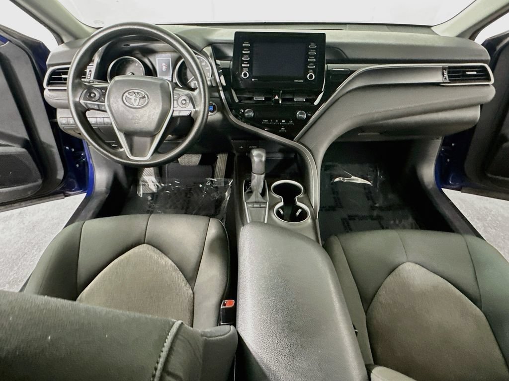 Used 2024 Toyota Camry LE w/ Convenience Package FWD image 18