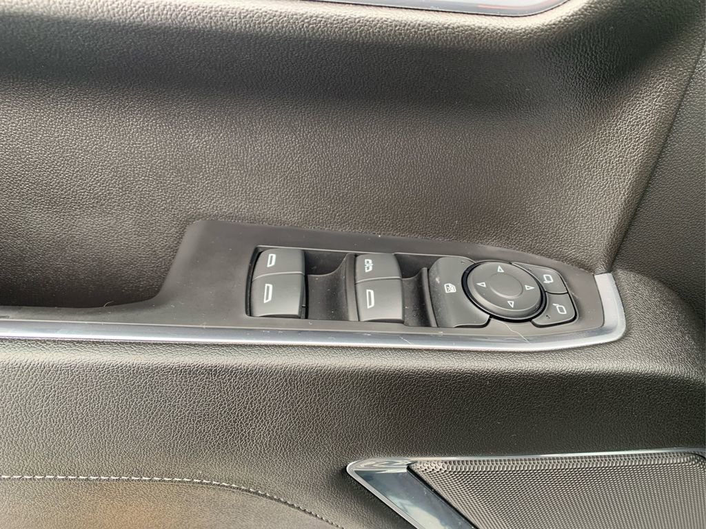 Used 2023 Chevrolet Silverado 1500 LT image 31