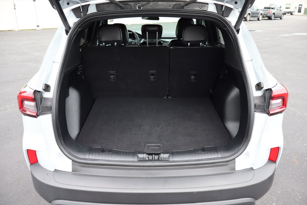 Used 2025 Ford Escape ST-Line Select AWD/4WD image 18