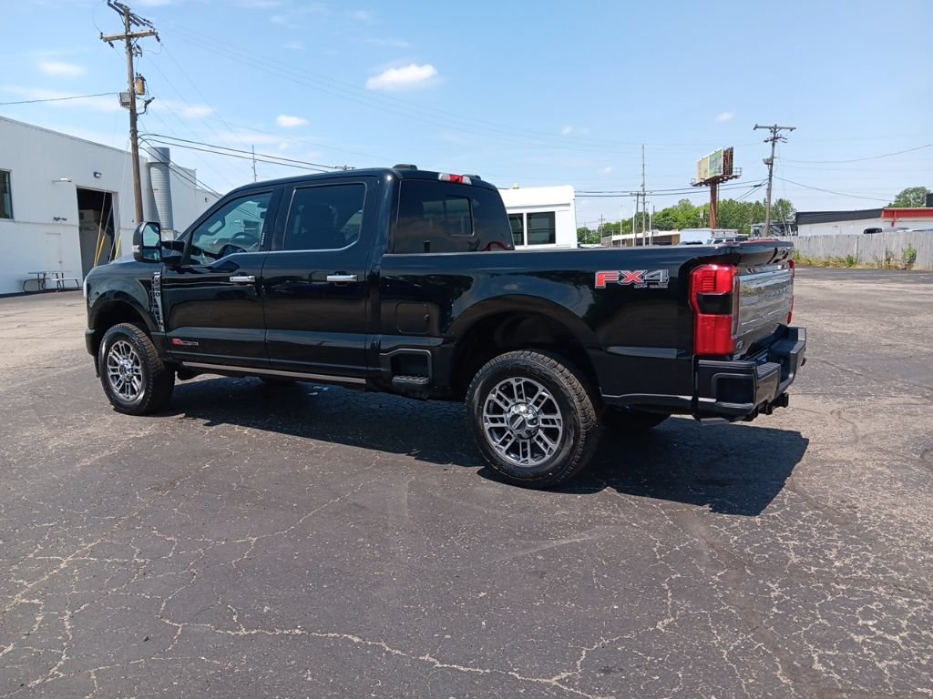 Used 2023 Ford F250 Limited w/ FX4 Off-Road Package AWD/4WD image 8
