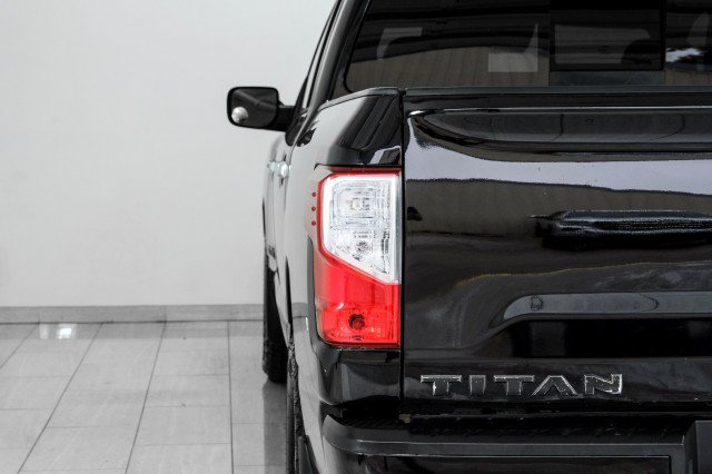 Used 2021 Nissan Titan SV w/ SV Convenience Package AWD/4WD image 45