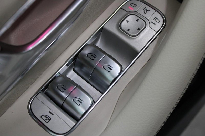 New 2025 Mercedes-Benz GLE 580 4MATIC image 14