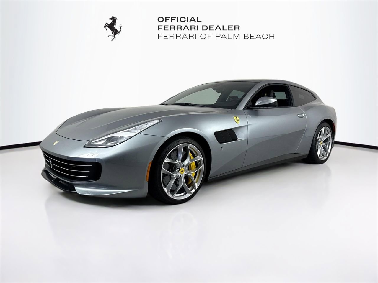 Certified 2019 Ferrari GTC4Lusso T RWD image 3