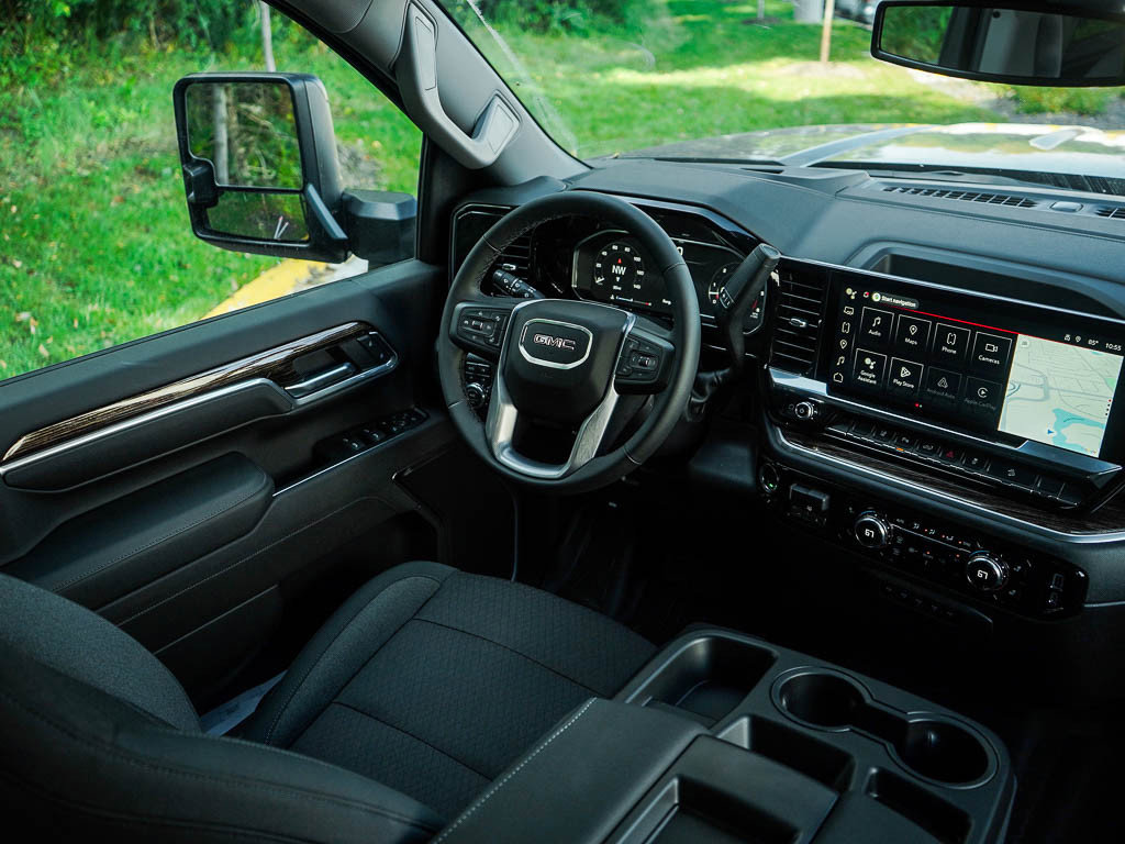 New 2026 GMC Sierra 3500 SLE w/ SLE Value Package image 13