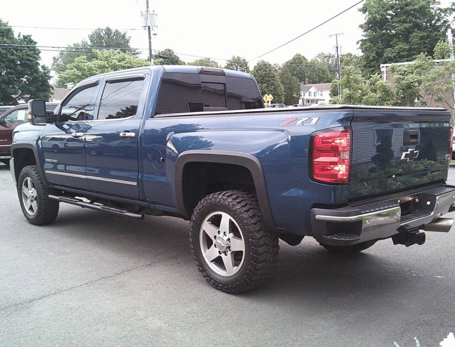 Used 2019 Chevrolet Silverado 2500 LTZ w/ LTZ Plus Package AWD/4WD image 5
