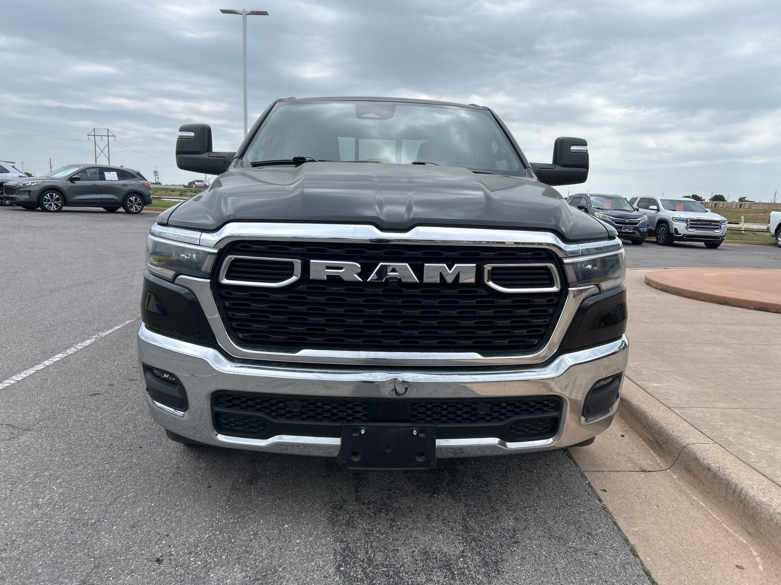 Used 2025 RAM 1500 Lone Star AWD/4WD image 2