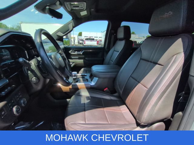 Certified 2024 Chevrolet Silverado 1500 High Country w/ Technology Package AWD/4WD image 27