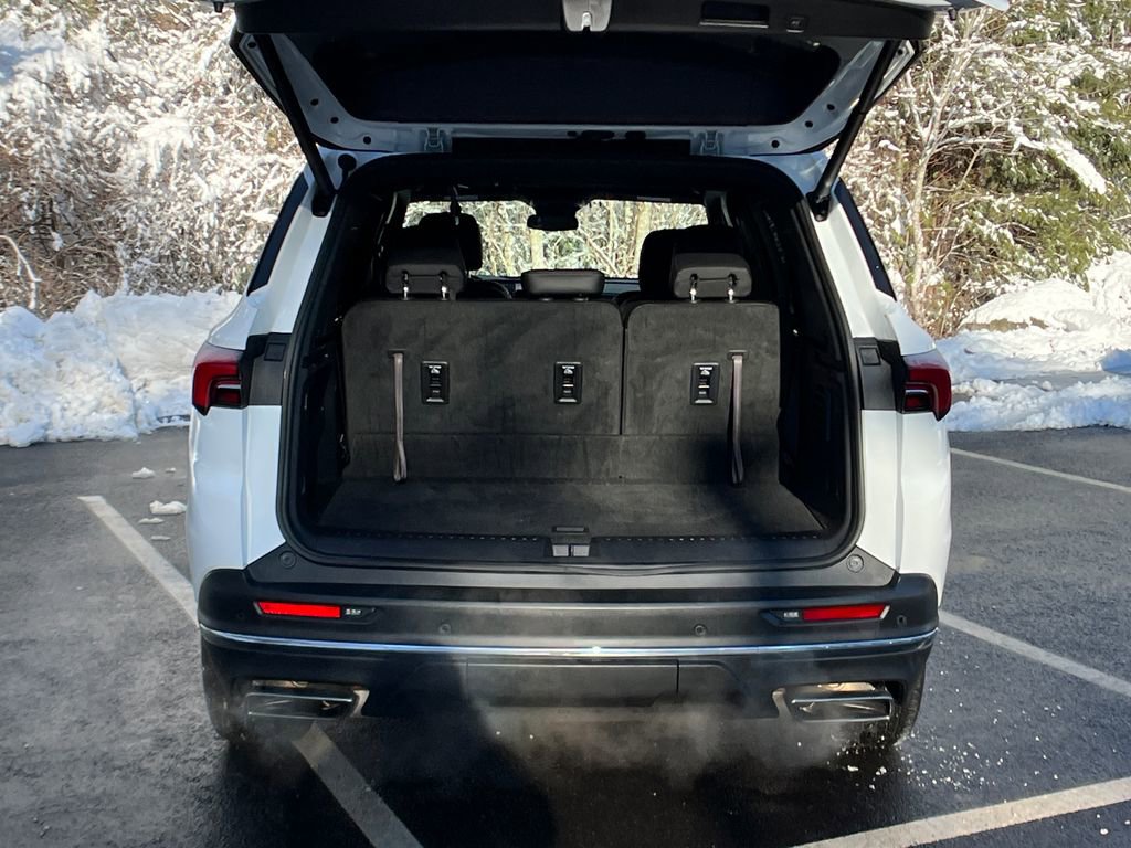 Used 2025 Buick Enclave Preferred image 24