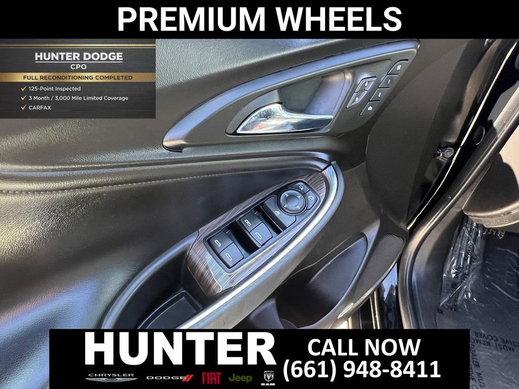 Used 2018 Chevrolet Malibu Premier w/ Premier Sun and Wheel Package image 20