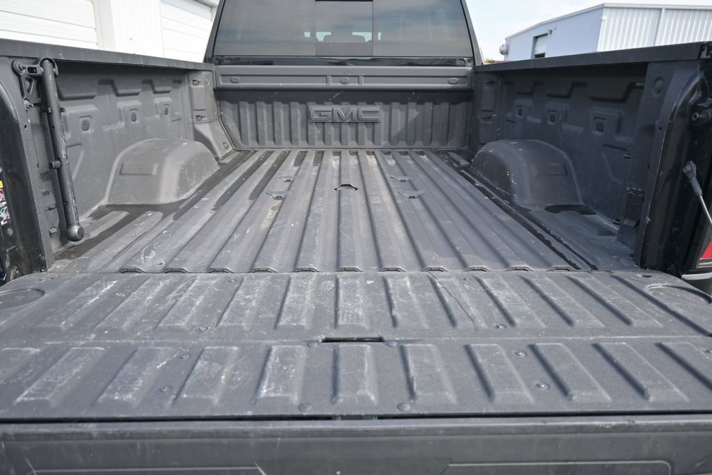 Used 2025 GMC Sierra 2500 AT4X AWD/4WD image 11