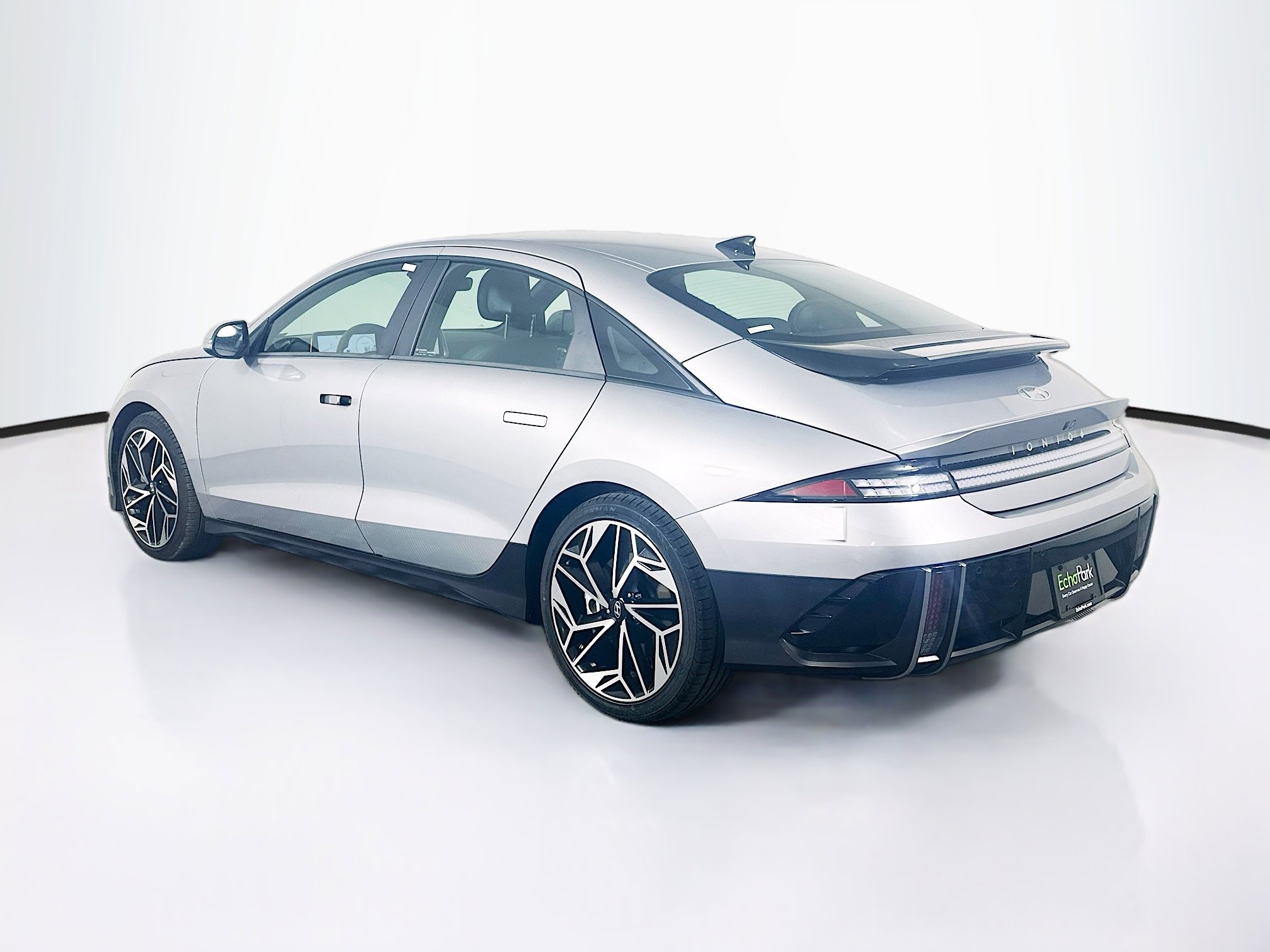 Used 2024 Hyundai Ioniq 6 SEL RWD image 5