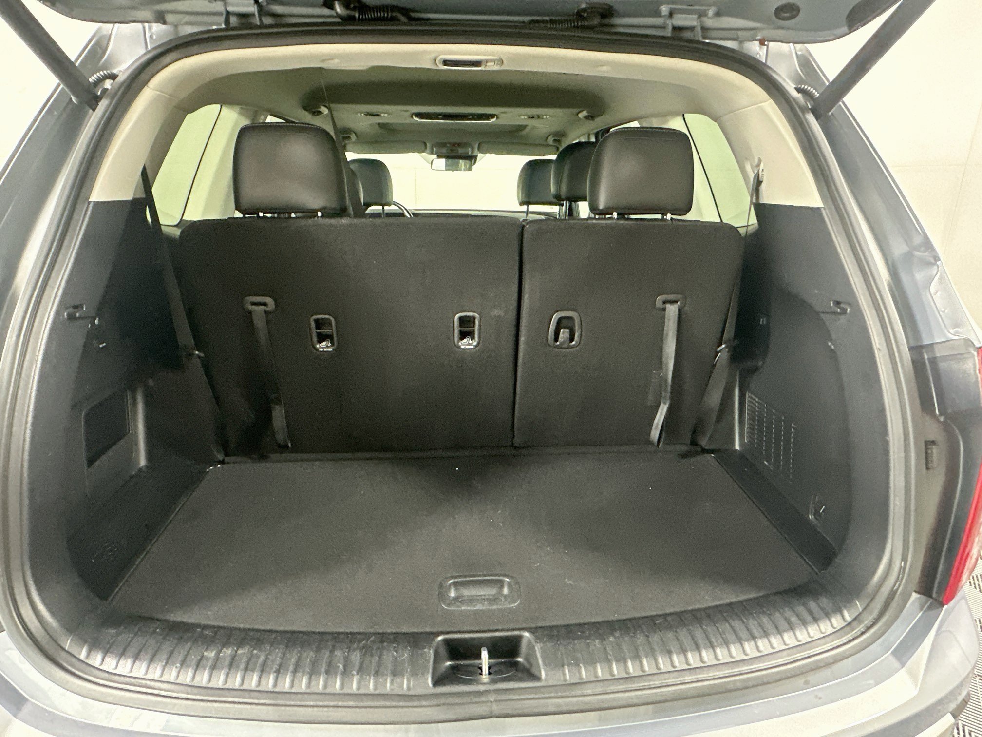 Used 2025 Kia Telluride S FWD image 31