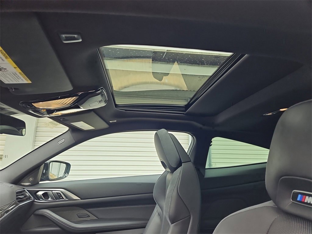 Used 2022 BMW M4 xDrive Competition w/ Executive Package image 15