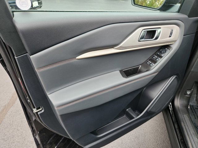 New 2026 Ford Explorer Active image 28