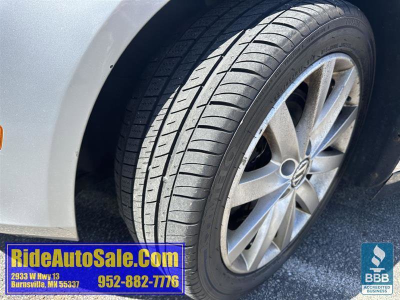 Used 2011 Volkswagen Jetta TDI FWD image 24