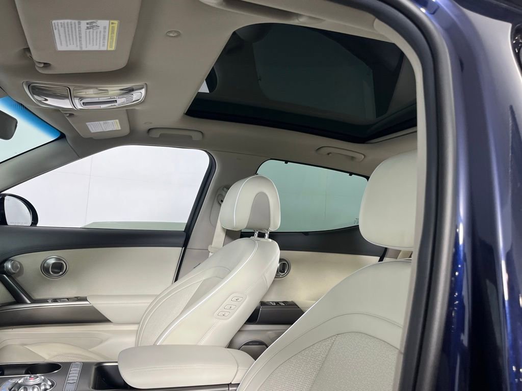 Used 2025 Genesis GV60 Advanced image 27