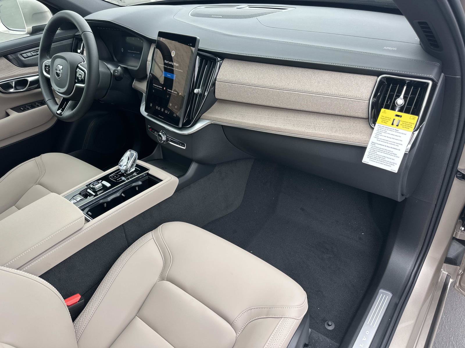 New 2026 Volvo XC90 T8 Plus w/ Protection Package Premier AWD/4WD image 22