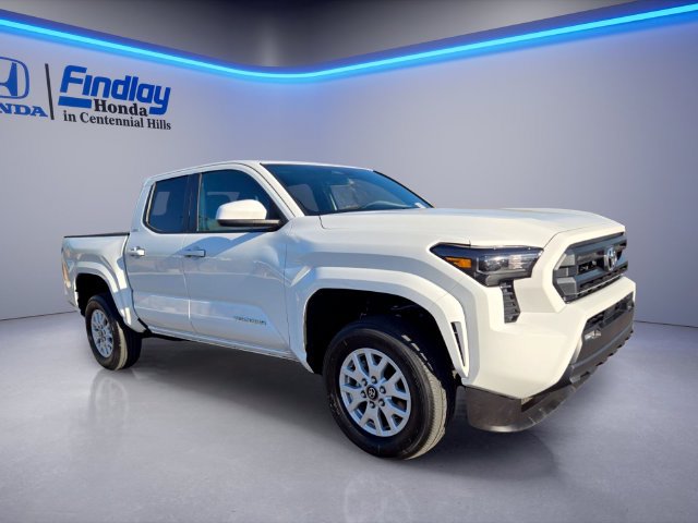 Used 2025 Toyota Tacoma SR5 AWD/4WD image 2