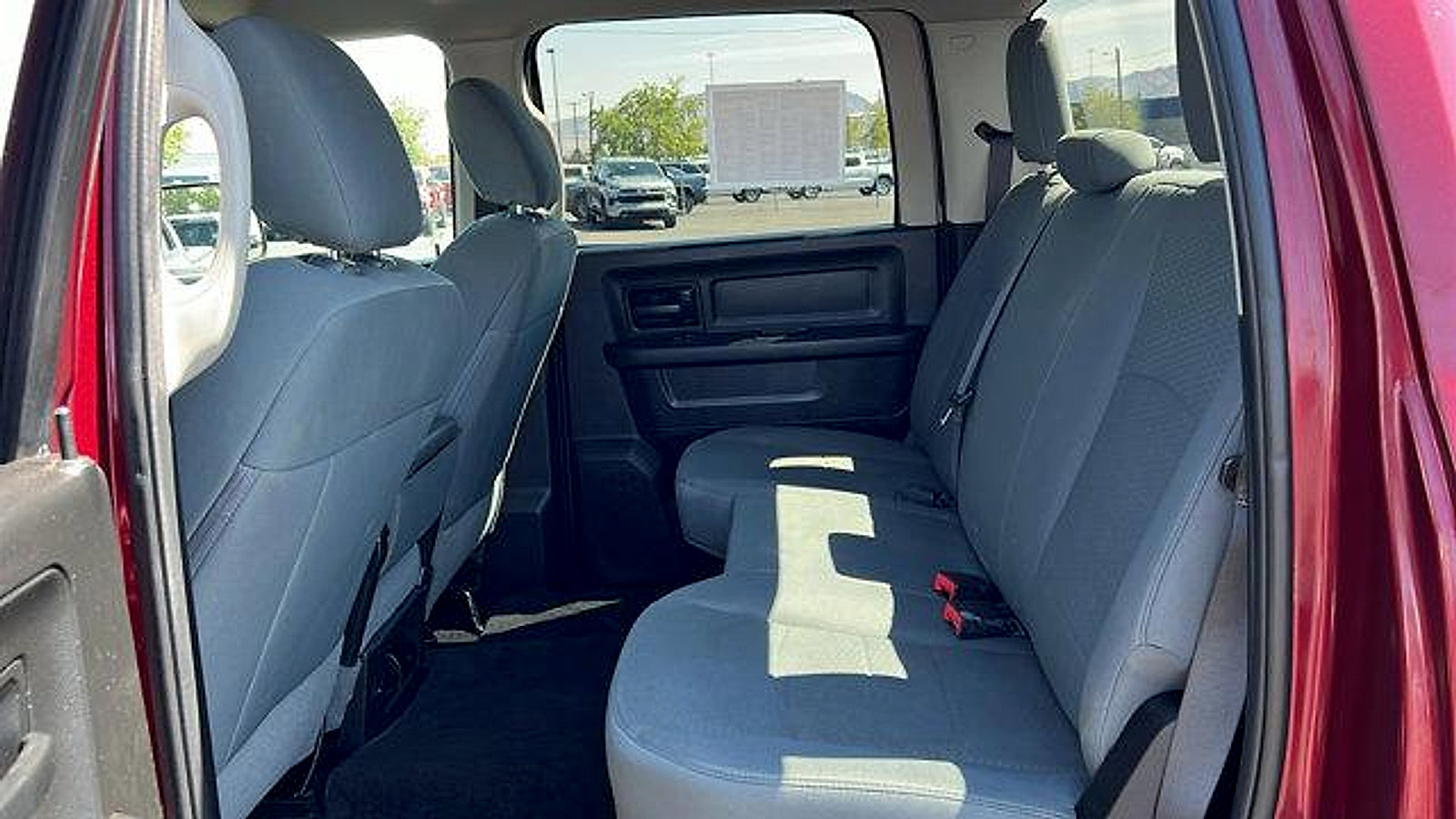 Used 2019 RAM 1500 Express image 12