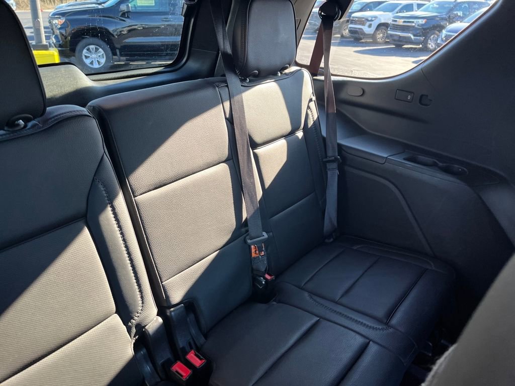 Used 2023 GMC Yukon Denali image 31