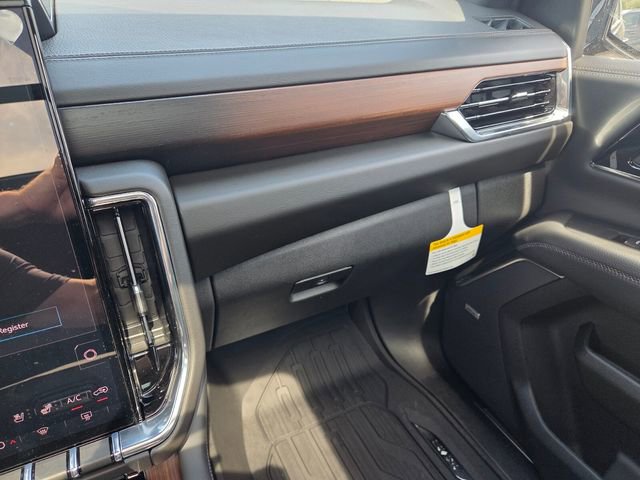 New 2026 GMC Yukon XL Denali w/ Sun & Power Step Package AWD/4WD image 30