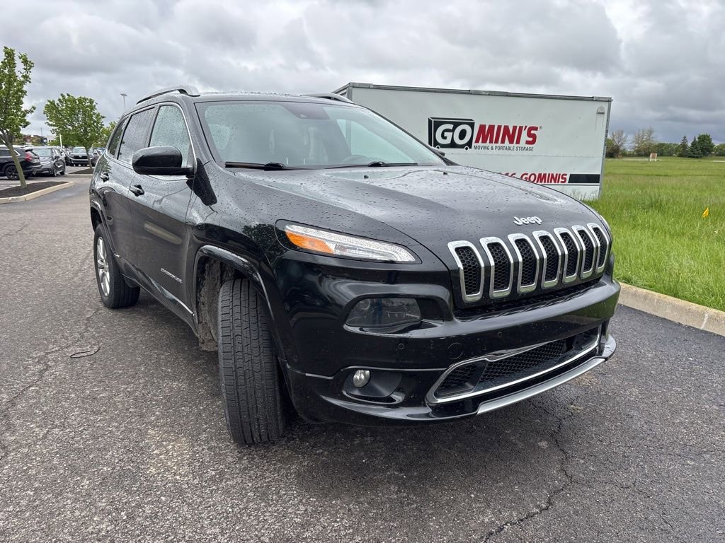 Used 2016 Jeep Cherokee Overland AWD/4WD image 14