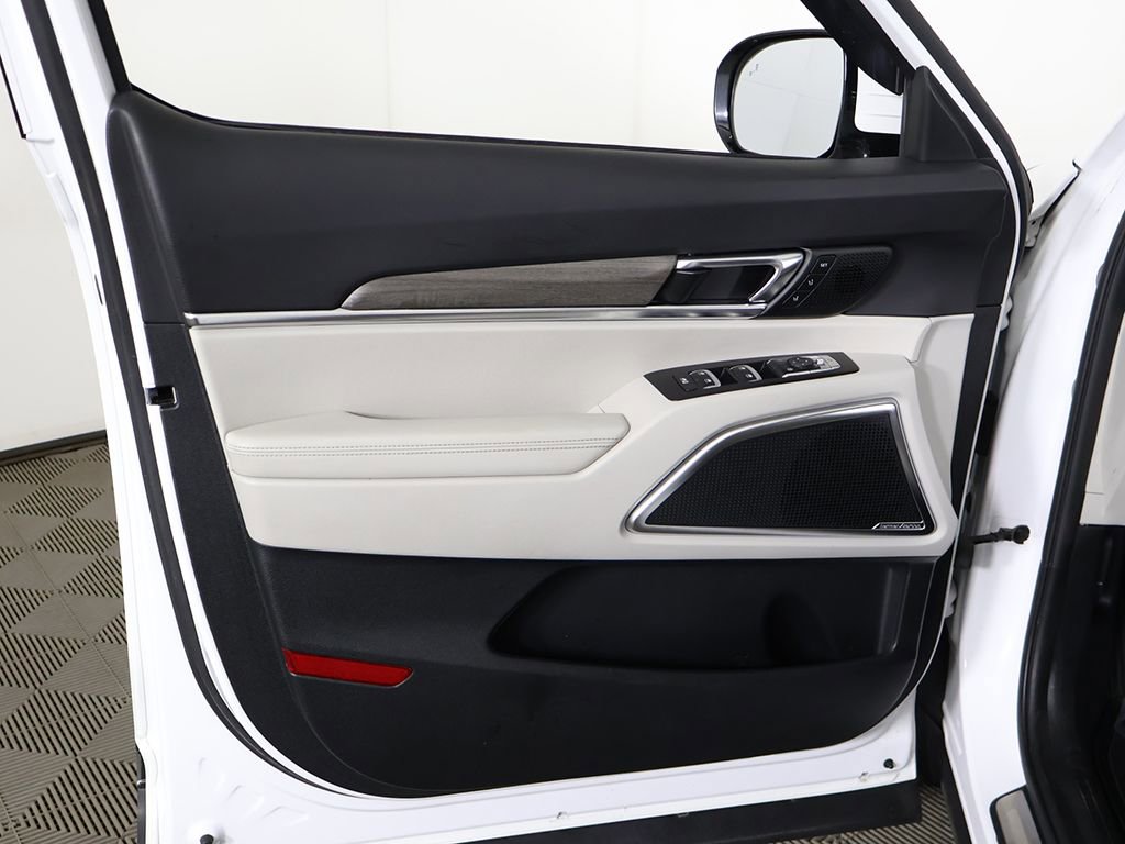 Used 2020 Kia Telluride SX w/ SX Prestige Package image 29