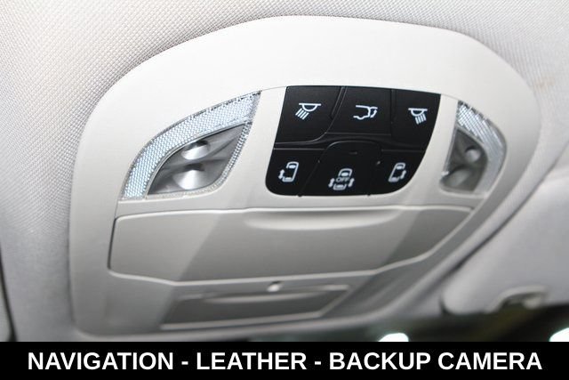 Used 2020 Chrysler Pacifica Touring-L Plus w/ Tire & Wheel Group FWD image 20