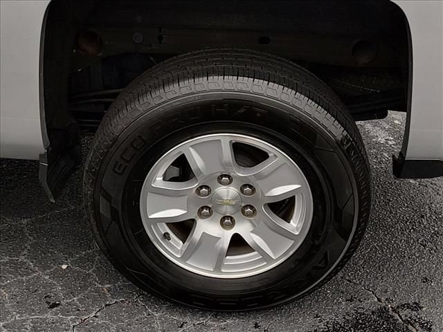Used 2018 Chevrolet Silverado 1500 LT w/ All Star Edition RWD image 15