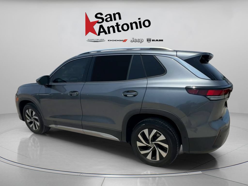 Used 2025 Volkswagen Tiguan S FWD image 10