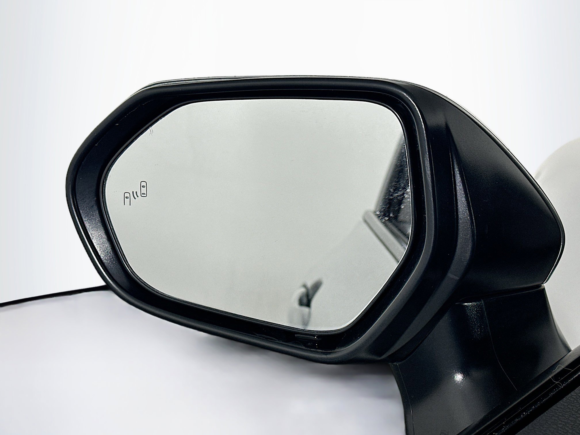 Used 2025 Toyota Camry LE image 16