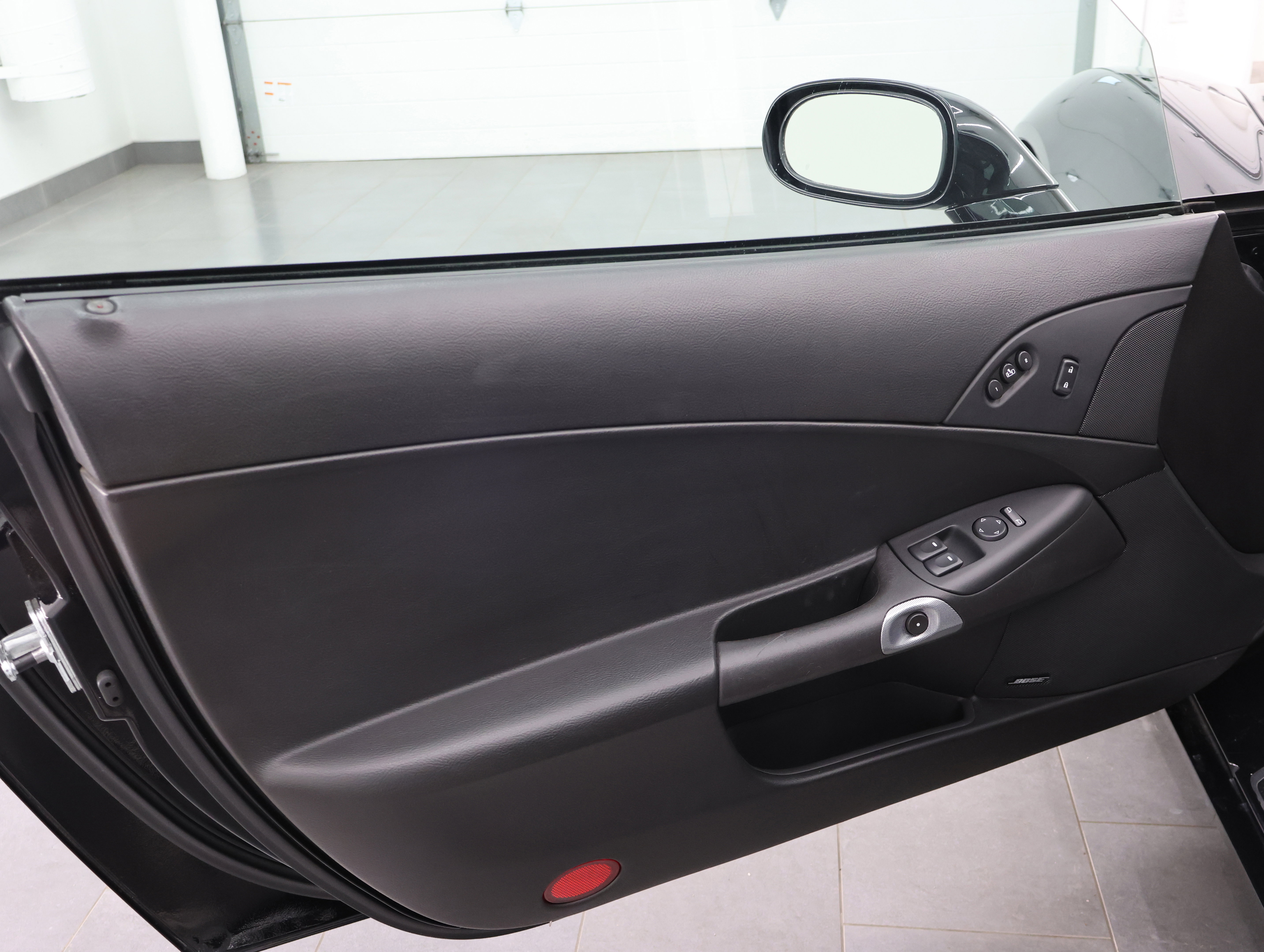 Used 2007 Chevrolet Corvette Convertible w/ Preferred Equipment Group image 31