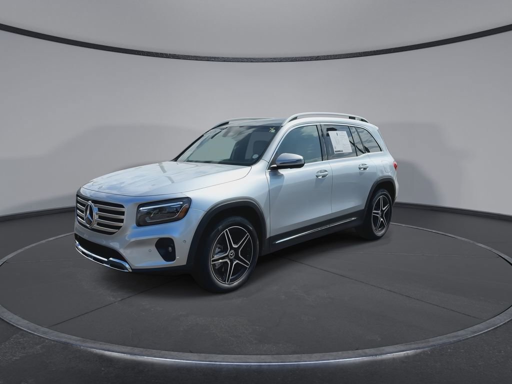 Used 2026 Mercedes-Benz GLB 250 image 4