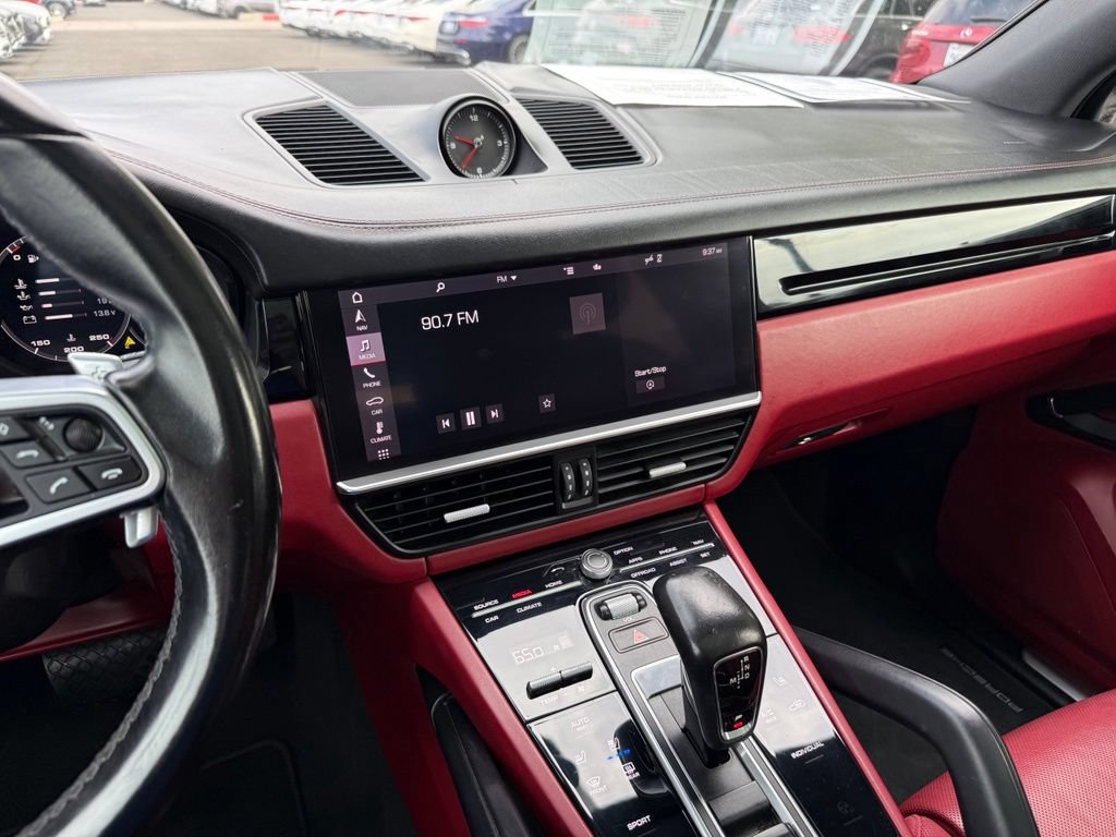 Used 2020 Porsche Cayenne AWD/4WD image 20