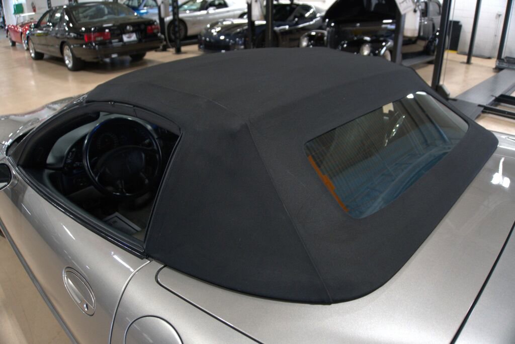 Used 2001 Chevrolet Corvette Convertible w/ Preferred Equipment Group2 image 16