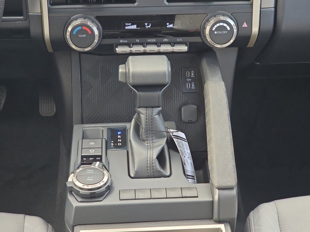 Used 2026 Toyota Tacoma SR5 AWD/4WD image 22