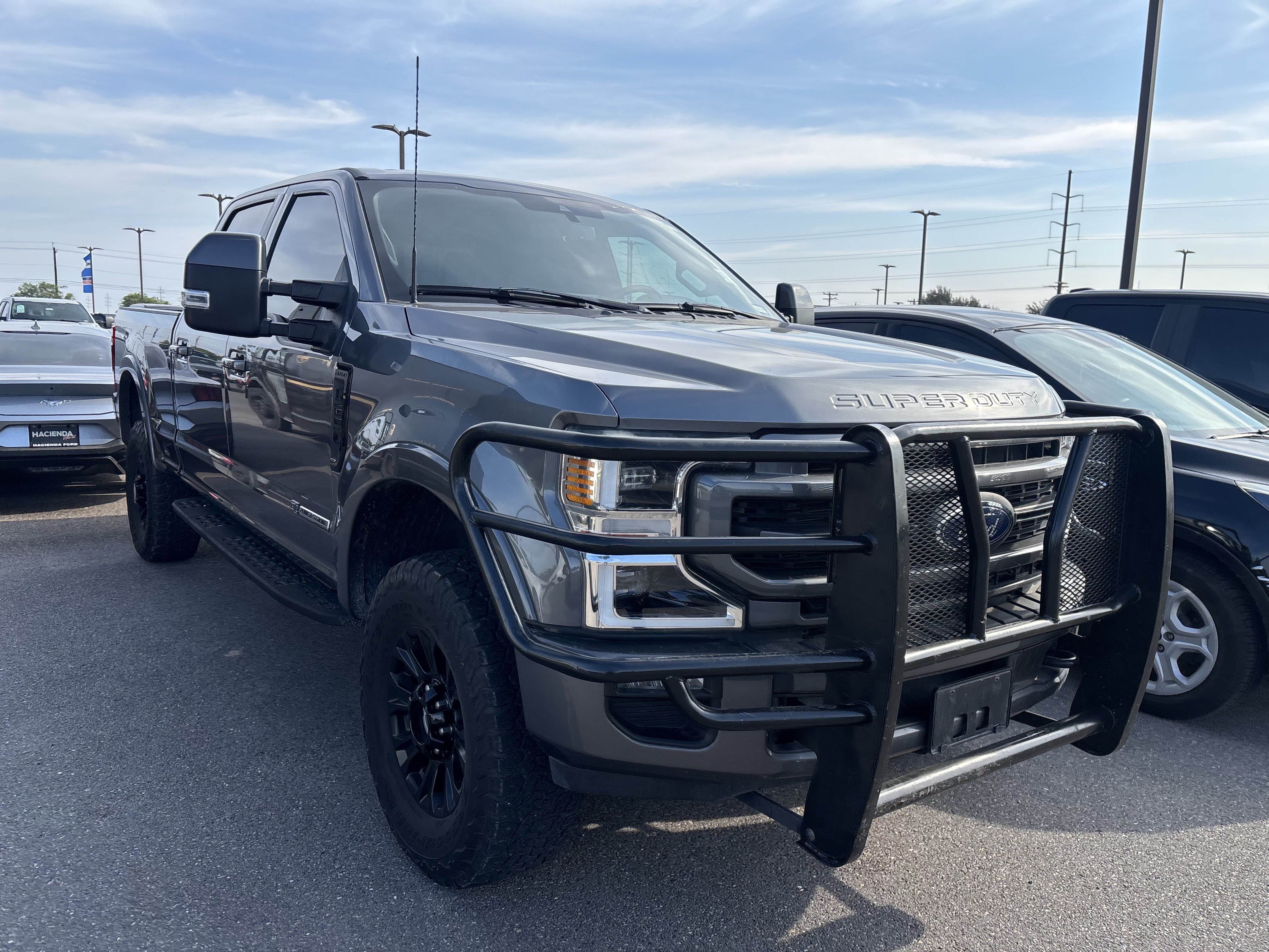 Used 2022 Ford F250 Lariat w/ Tremor Off-Road Package AWD/4WD image 5