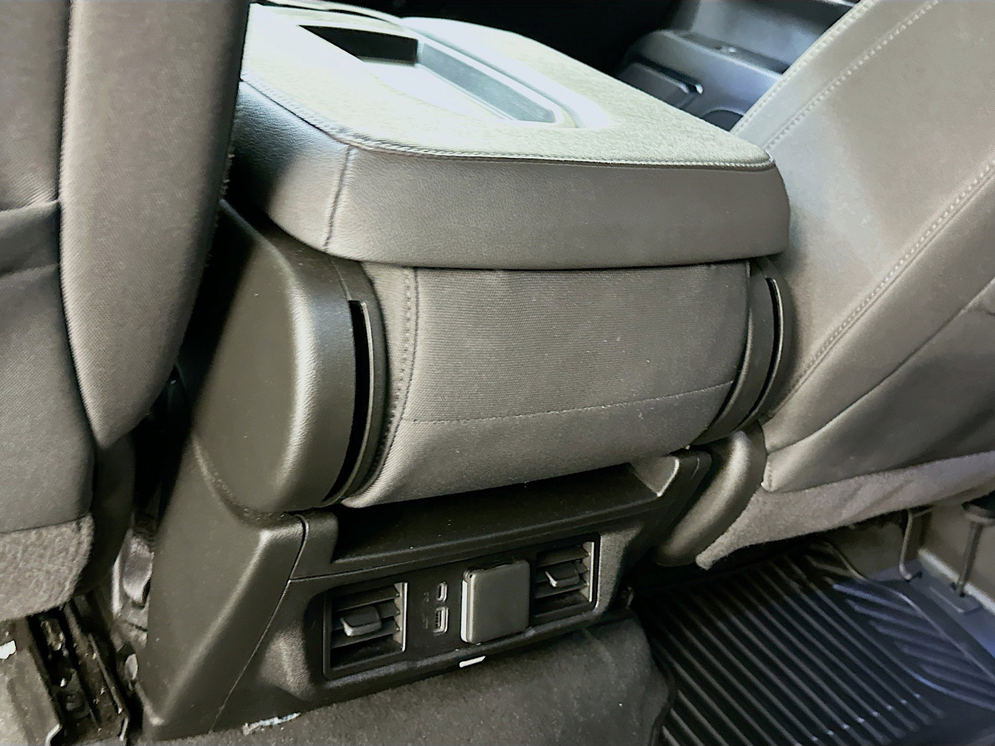 Used 2024 GMC Sierra 1500 Elevation image 28