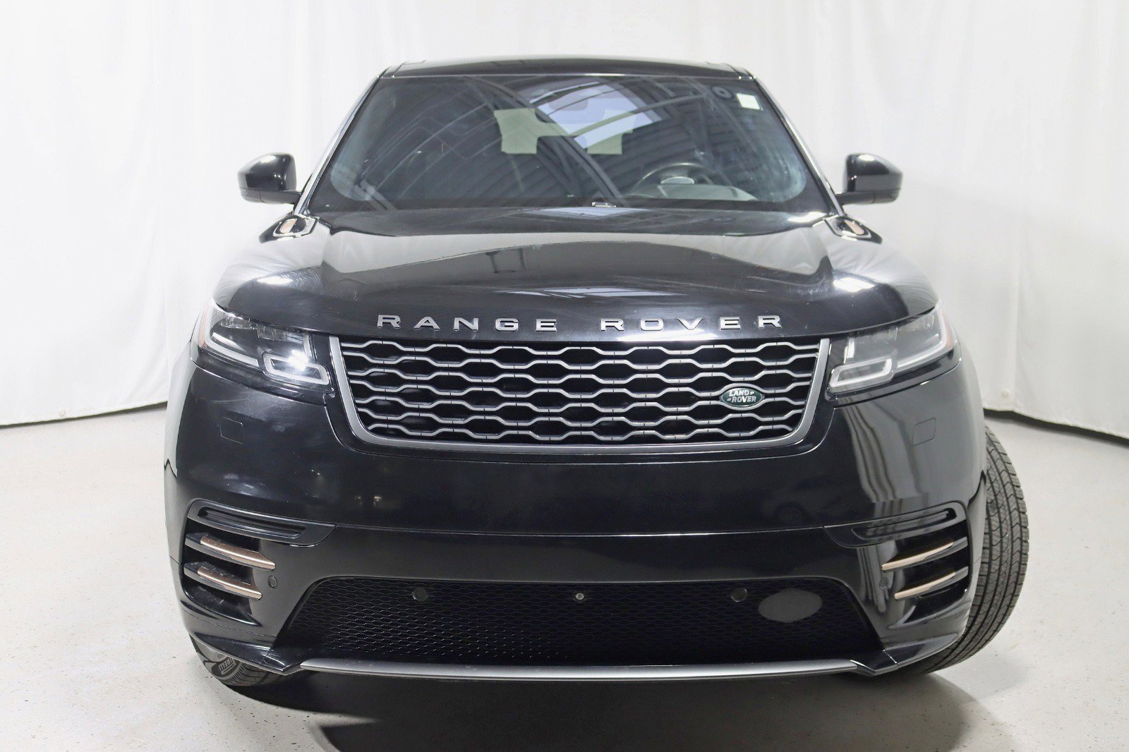Used 2021 Land Rover Range Rover Velar R-Dynamic S AWD/4WD image 8