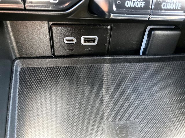 Used 2022 Chevrolet Tahoe LT RWD image 25