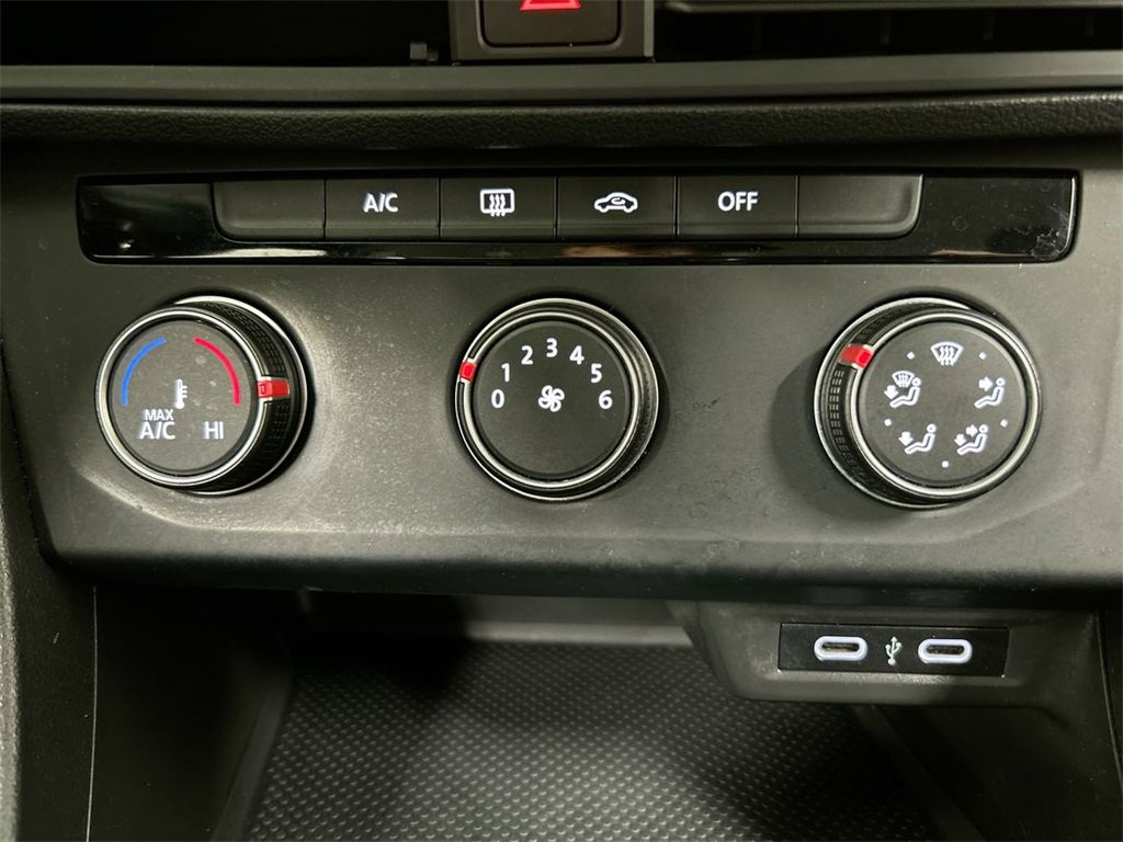 Used 2021 Volkswagen Jetta S image 16