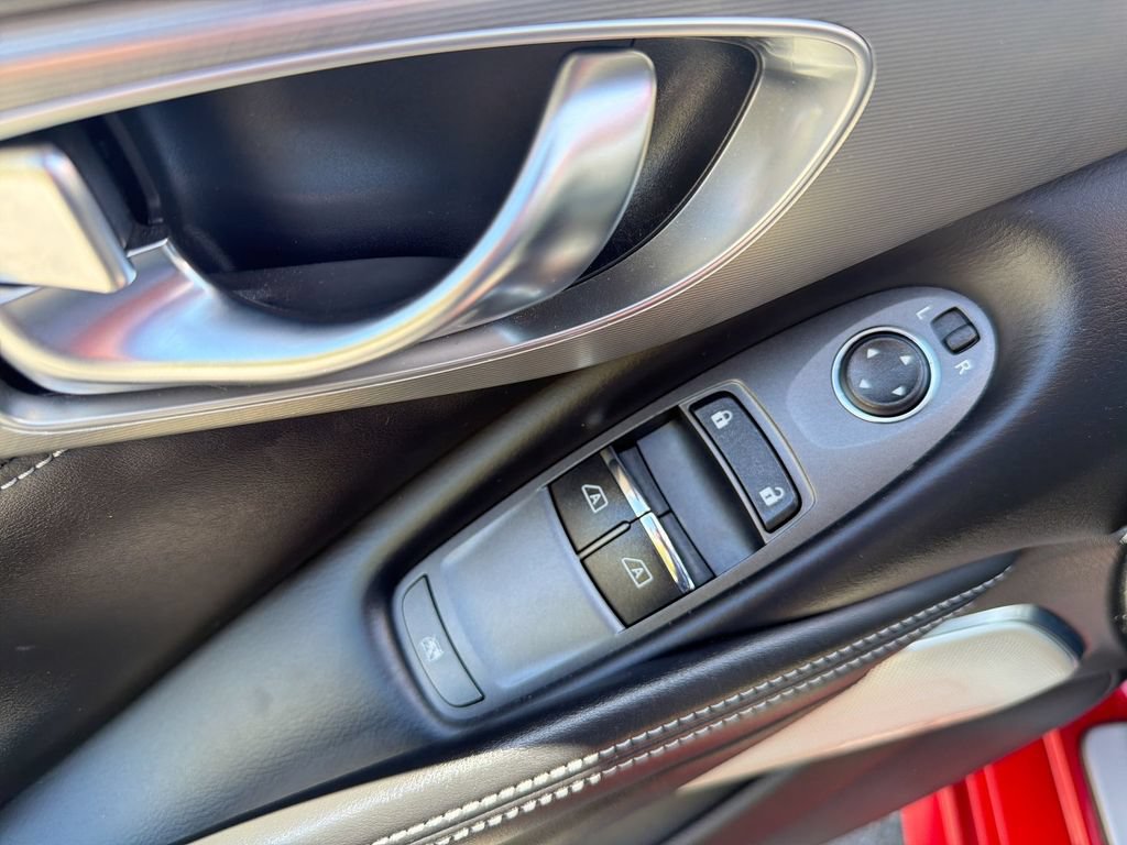 Used 2021 INFINITI Q60 3.0t Luxe w/ Cargo Package RWD image 15