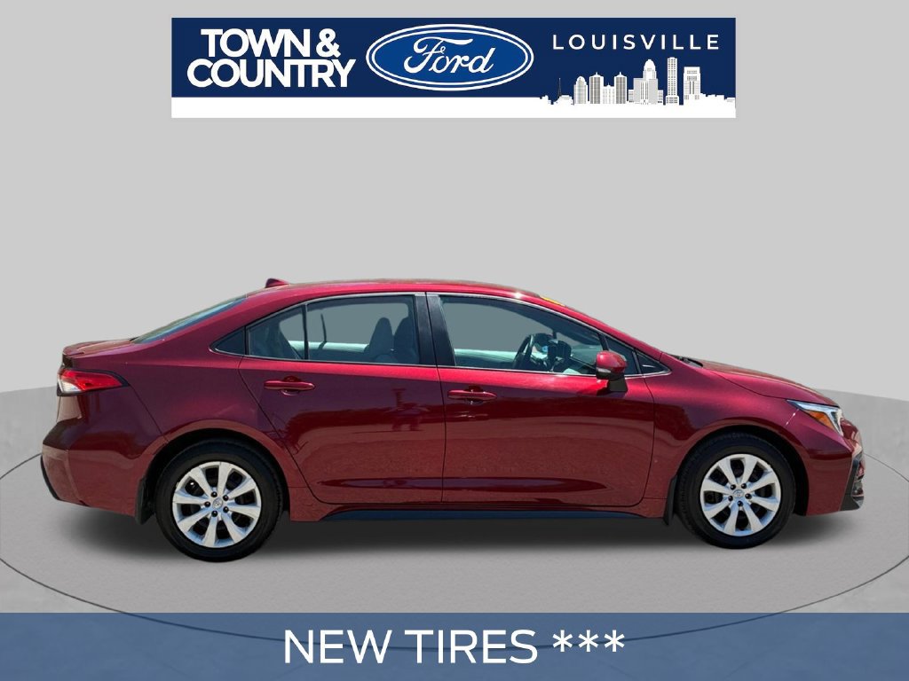 Used 2024 Toyota Corolla SE FWD image 2