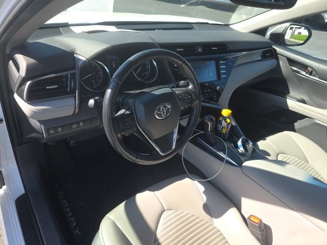Used 2020 Toyota Camry SE w/ Convenience Package image 9