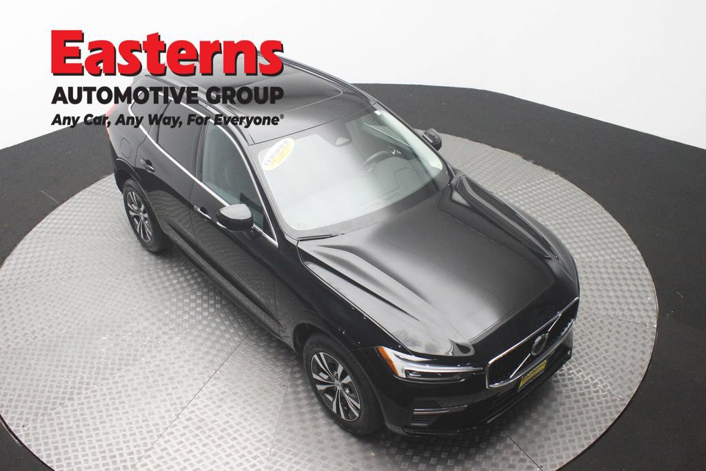 Used 2023 Volvo XC60 B5 Core FWD image 3