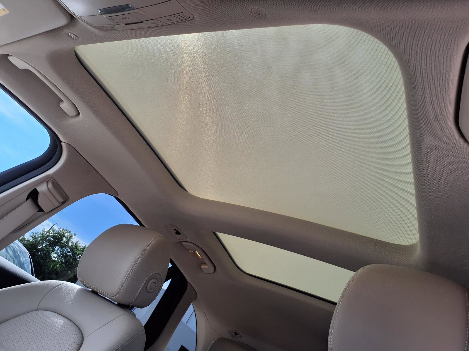 Used 2022 Mercedes-Benz GLC 300 image 5