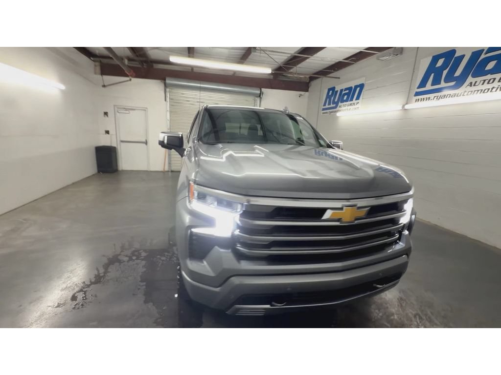 Used 2024 Chevrolet Silverado 1500 High Country w/ Max Trailering Package AWD/4WD image 3