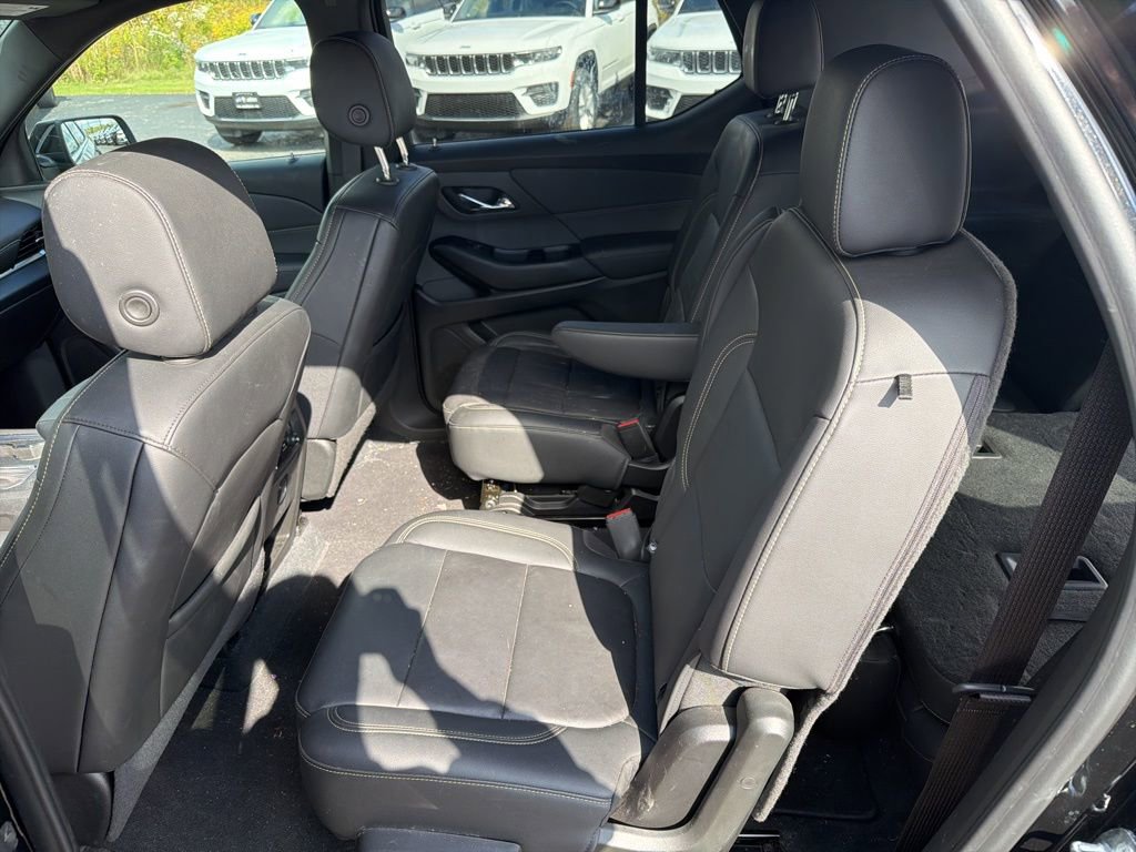 Used 2022 Chevrolet Traverse LT image 26