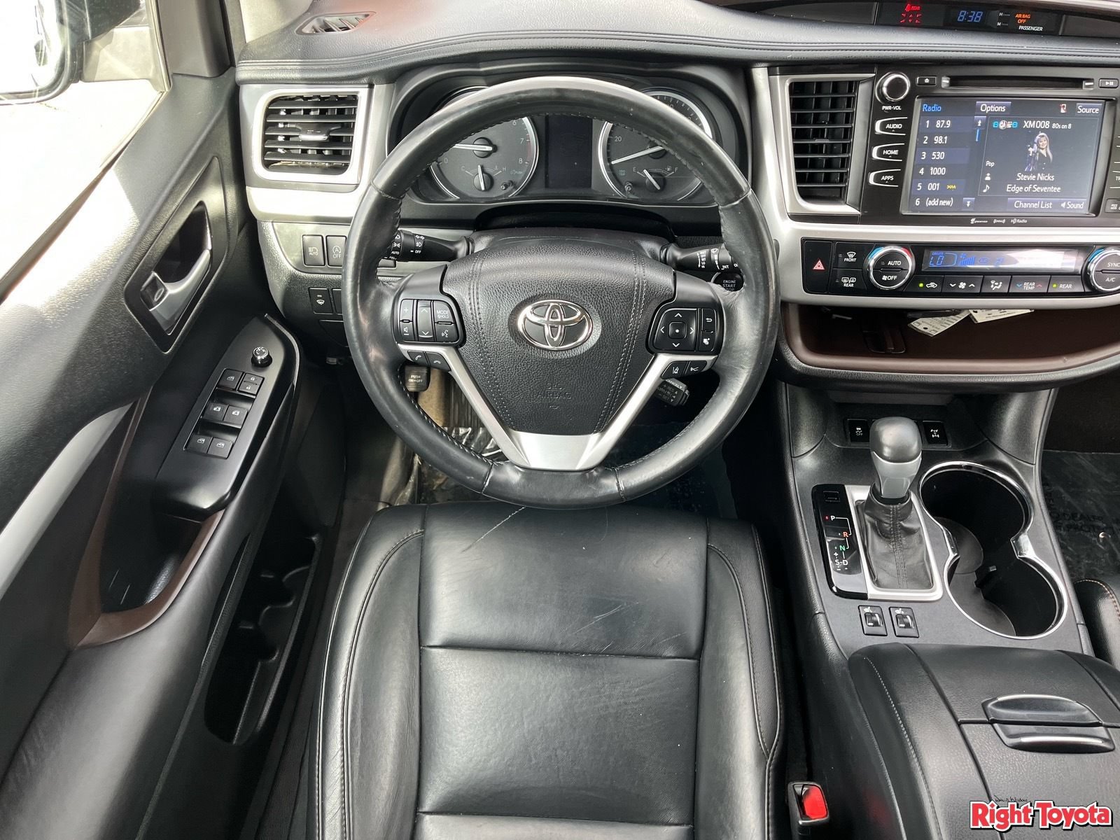 Certified 2017 Toyota Highlander XLE w/ Protection Package #3 AWD/4WD image 17