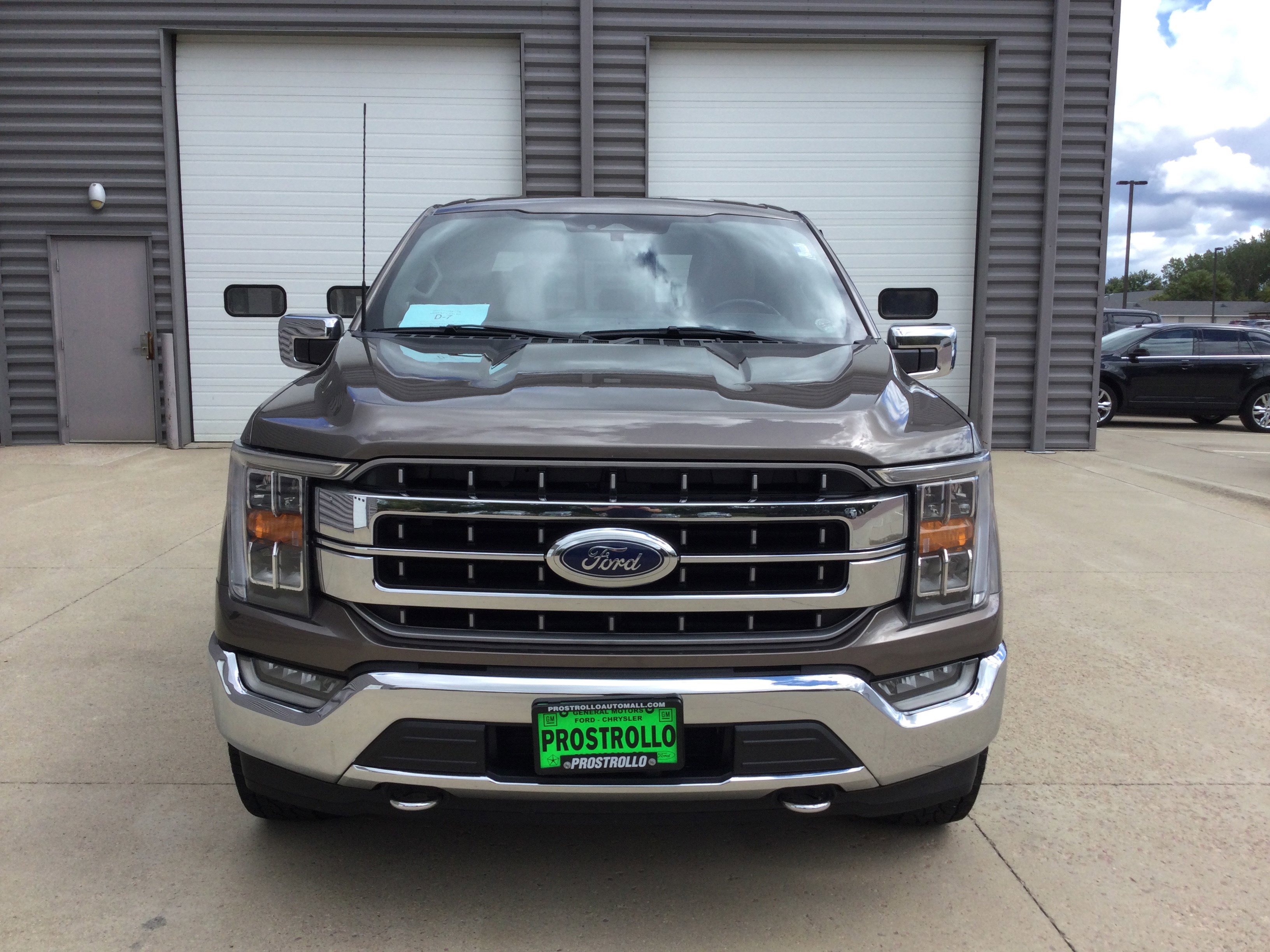Used 2022 Ford F150 Lariat AWD/4WD image 3